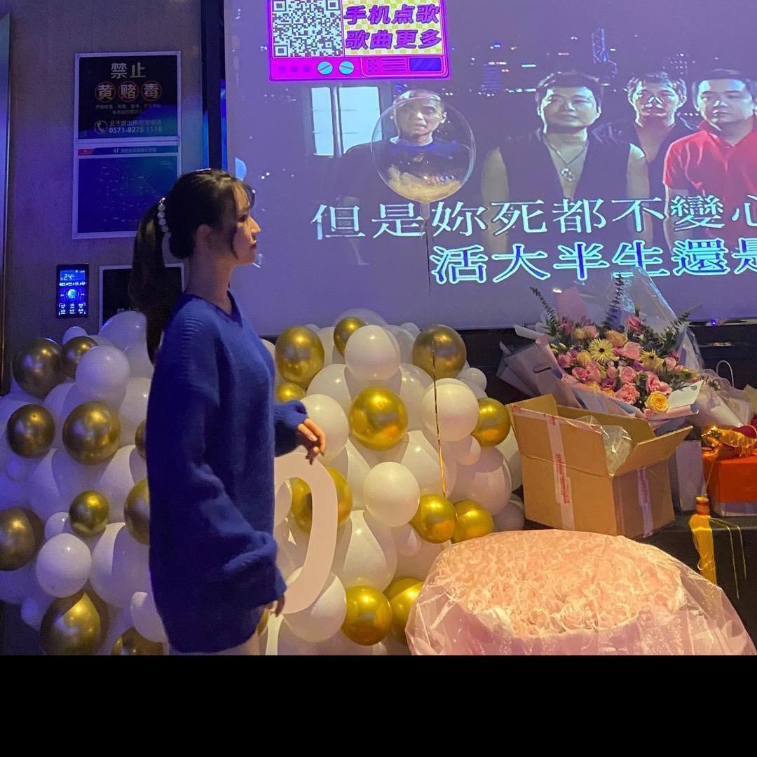 上进小吕