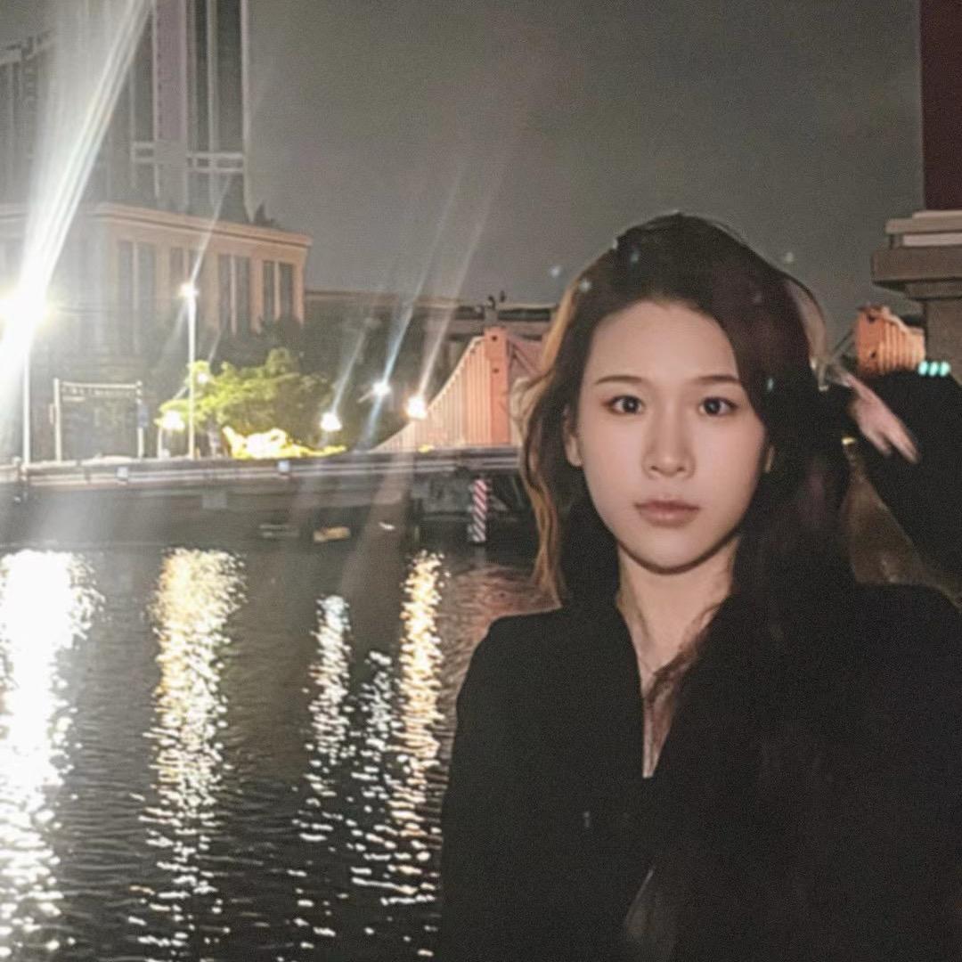 微胖梨形的二姨