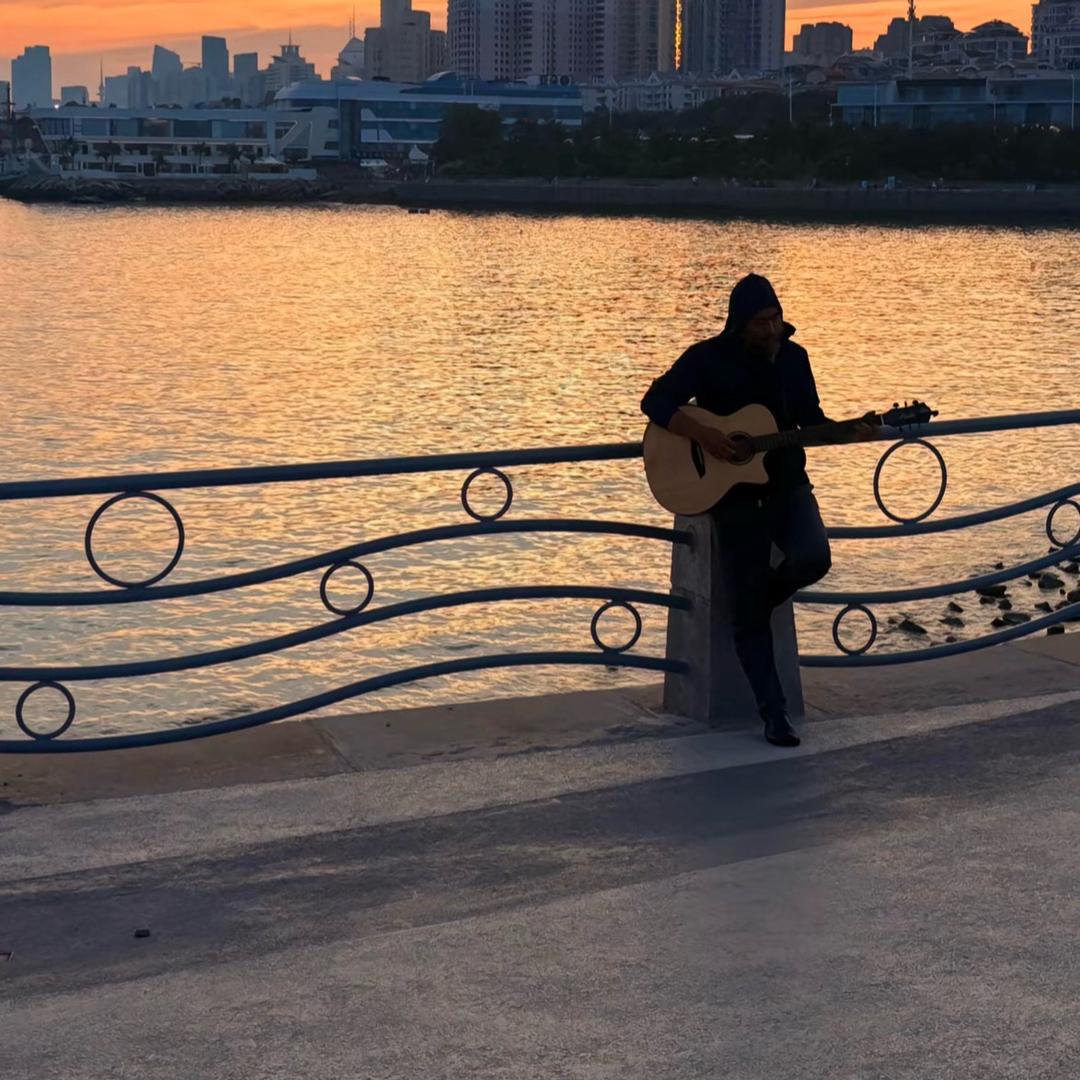 黄昏的机场