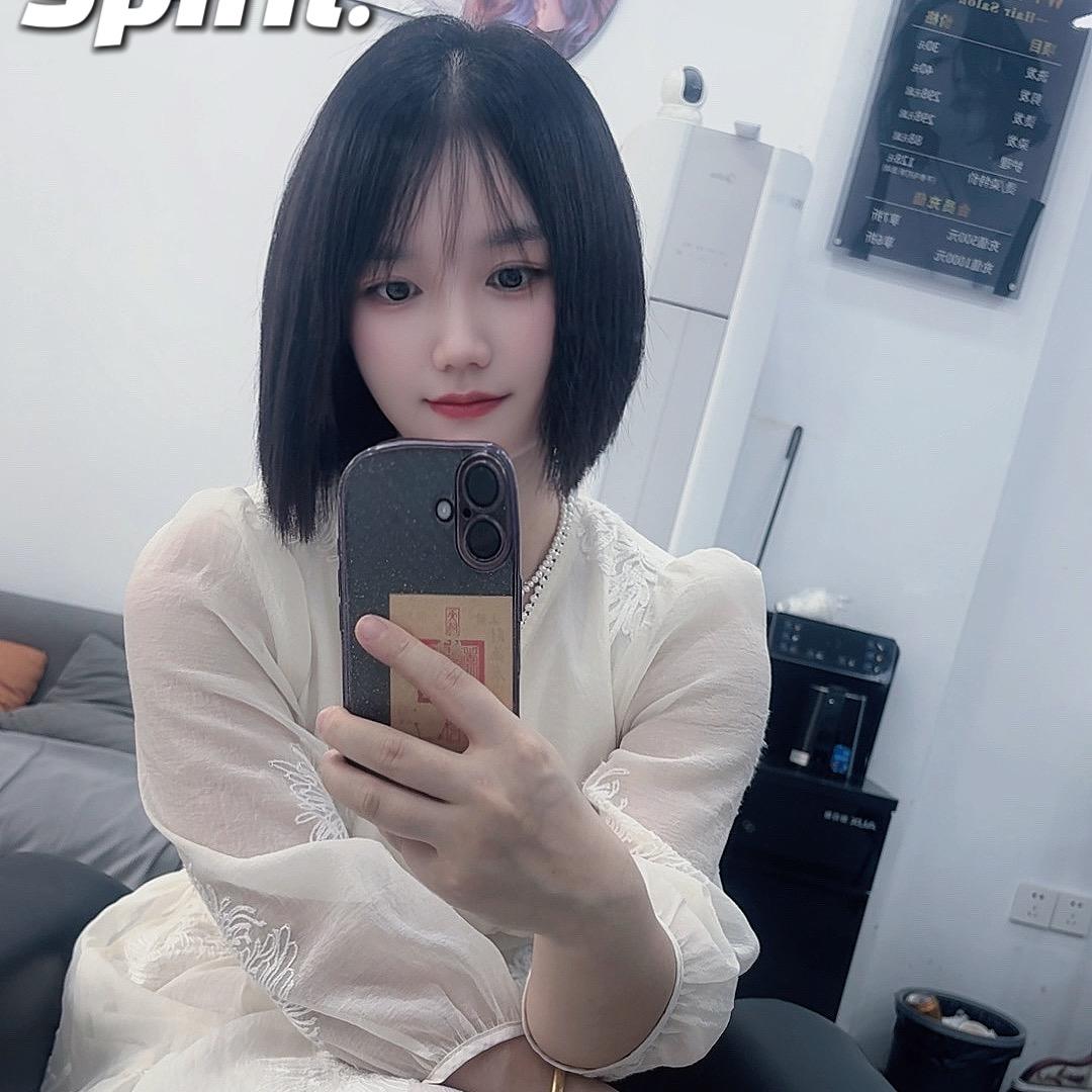 W 倩影