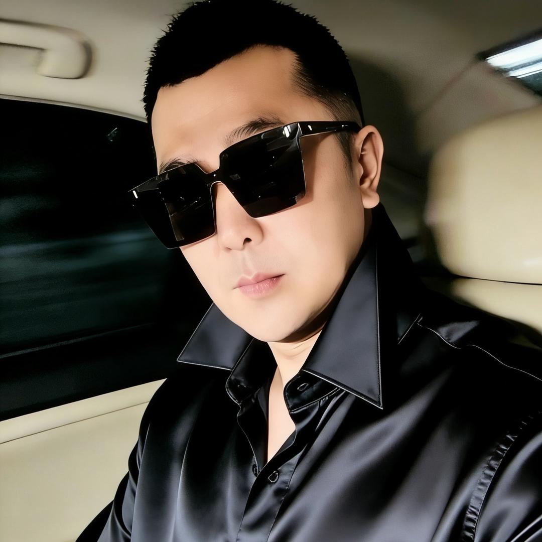 ᴹʳ.𝒟ℯ𝓃ℊ.⁰⁷.₂₀🐩