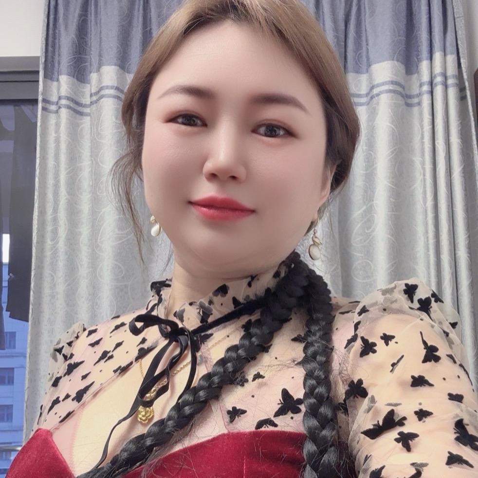 武汉美兰姐）等那一束光