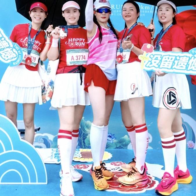 爱跑步彩虹🏃‍♀️🏃‍♀️