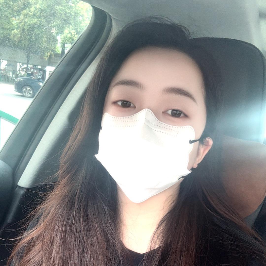 何静静
