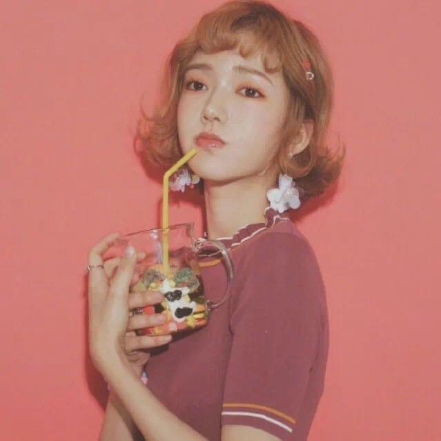 一只会游泳的小老虎