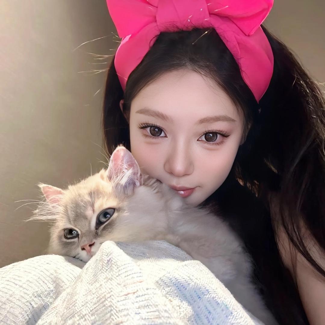 果果的小草莓🐰