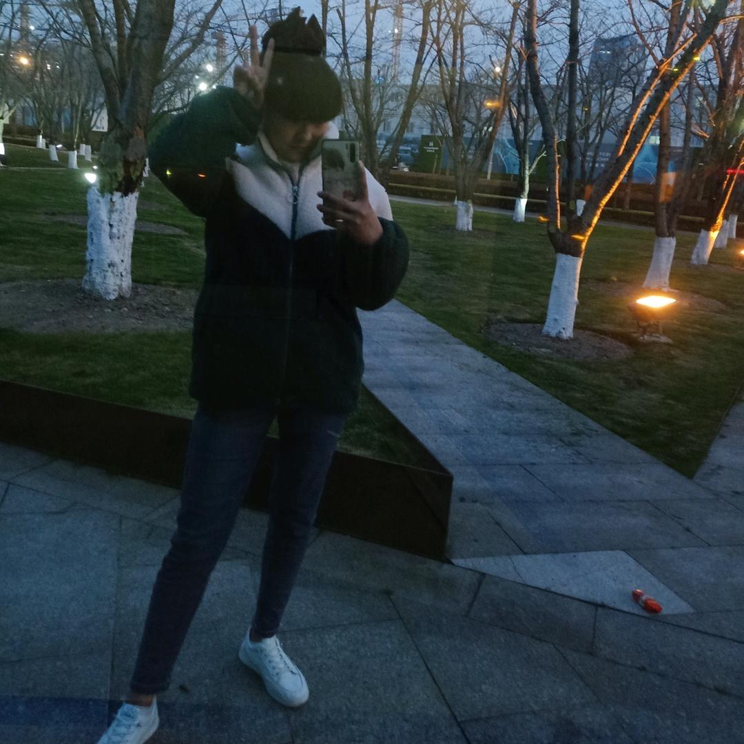 我是小李吖🤜🤛