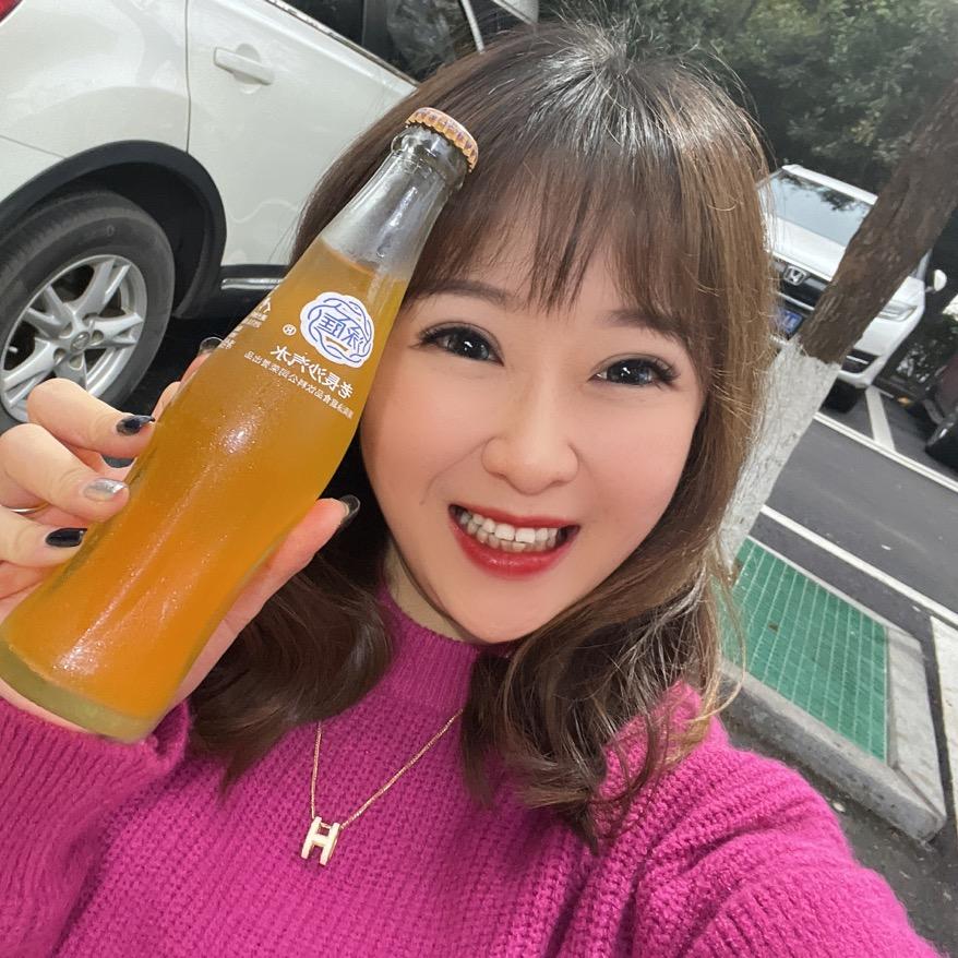 贝贝💕我跟你们港咯