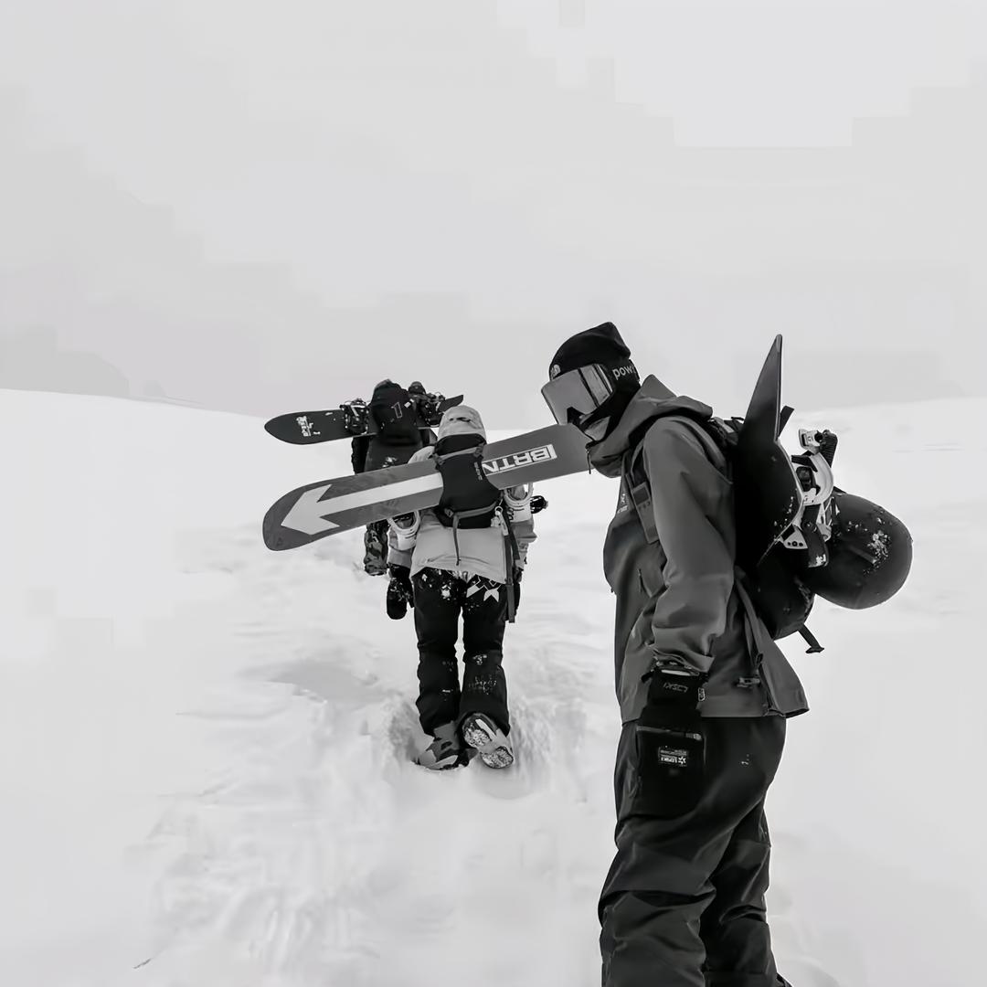 Cc .