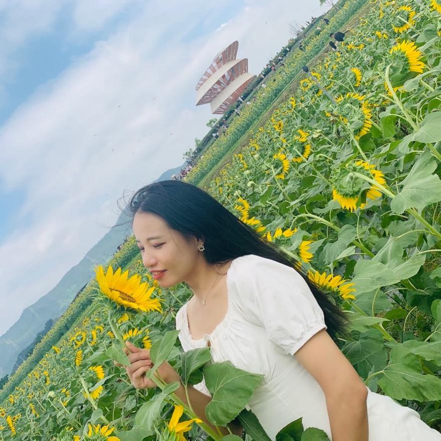 小英子游玩映像