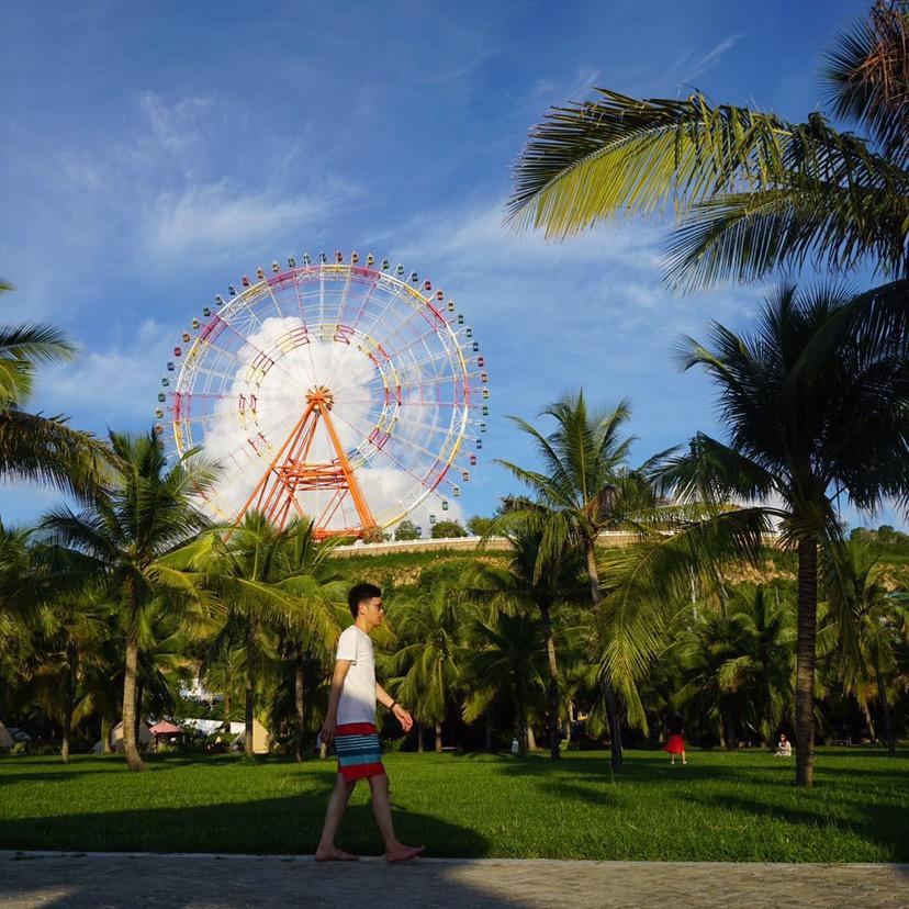 阳光明媚的少年