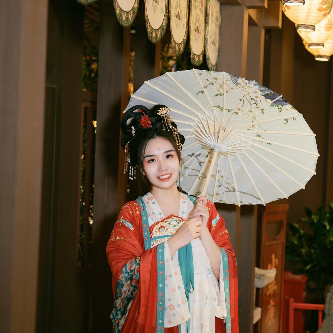 猴仔吃饱了
