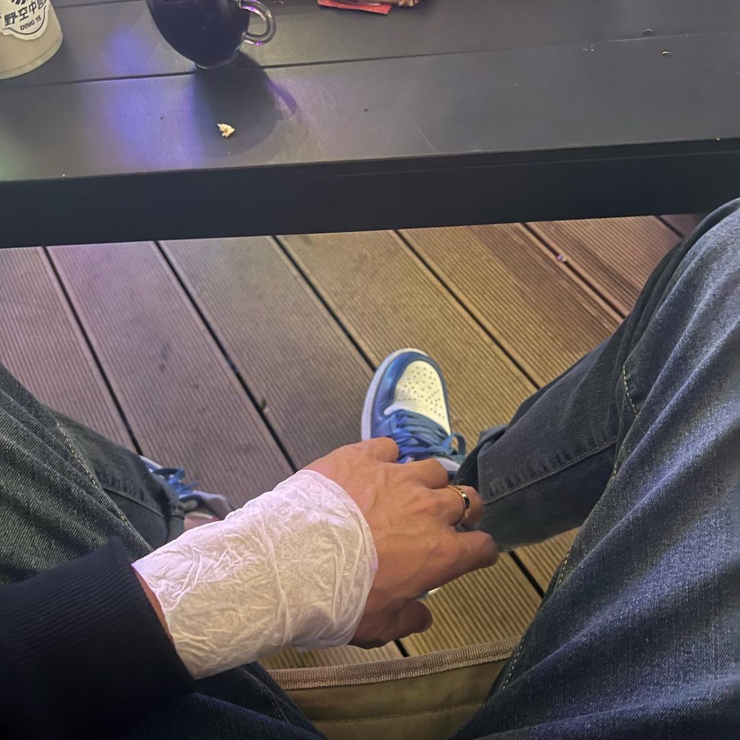 T             .