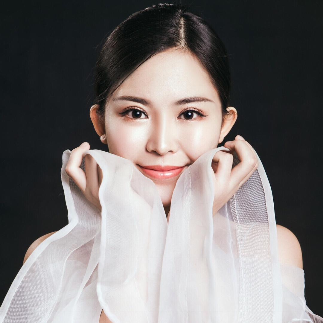 席秋月🎤