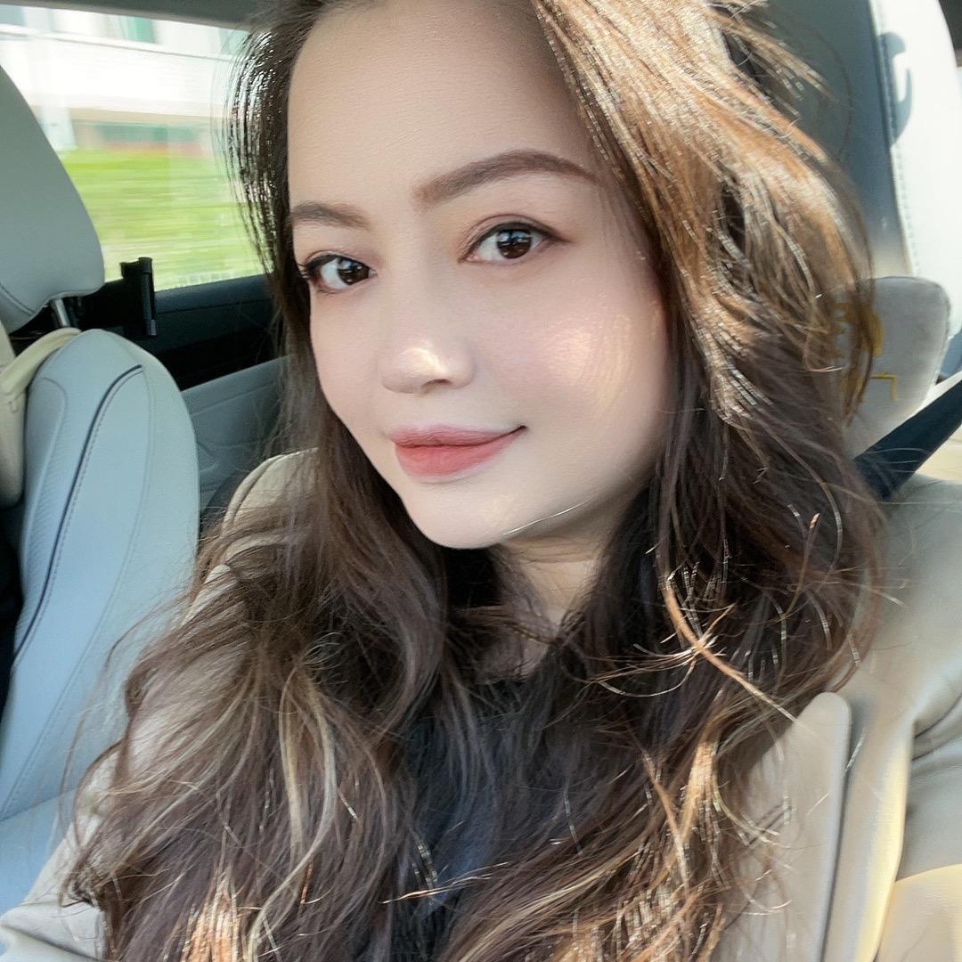 做外贸的大表姐