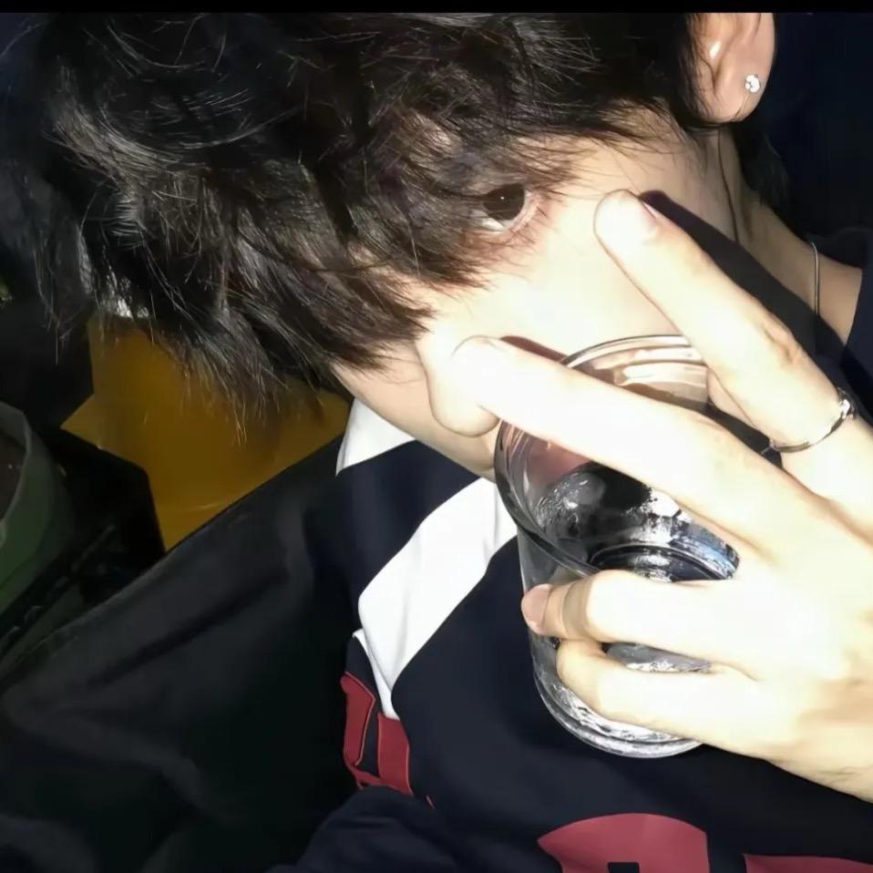 睡醒了.