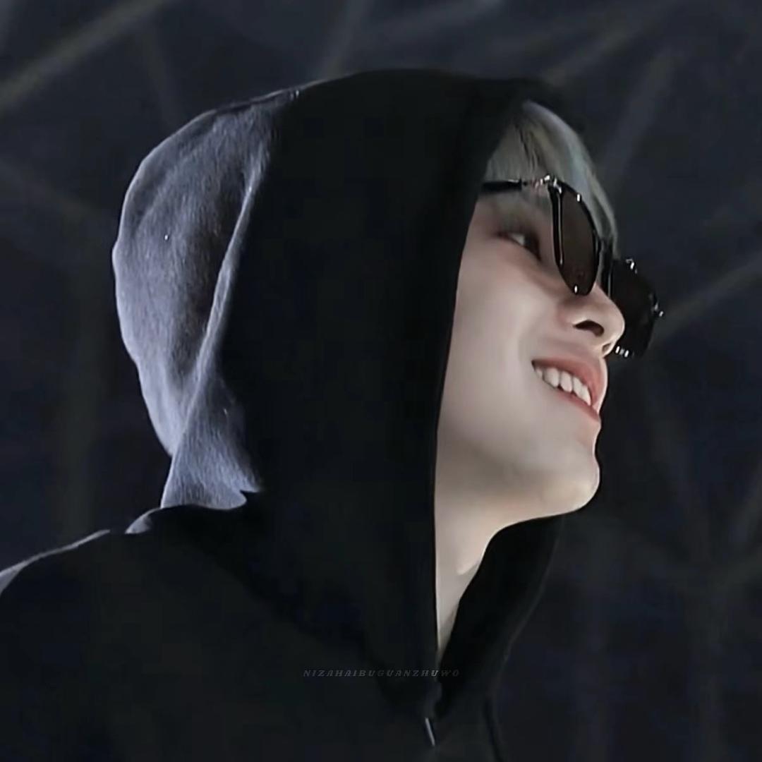 🐈‍⬛胖胖🍓（见过伯贤且已读版）