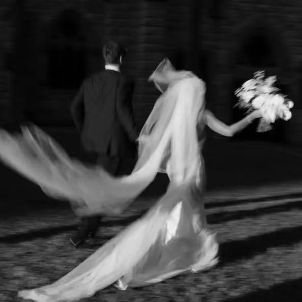 A  Marry . 蜜婚纱化妆师-