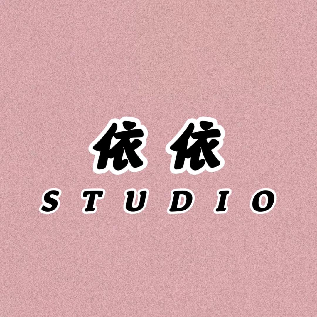 依依羽绒服工厂店