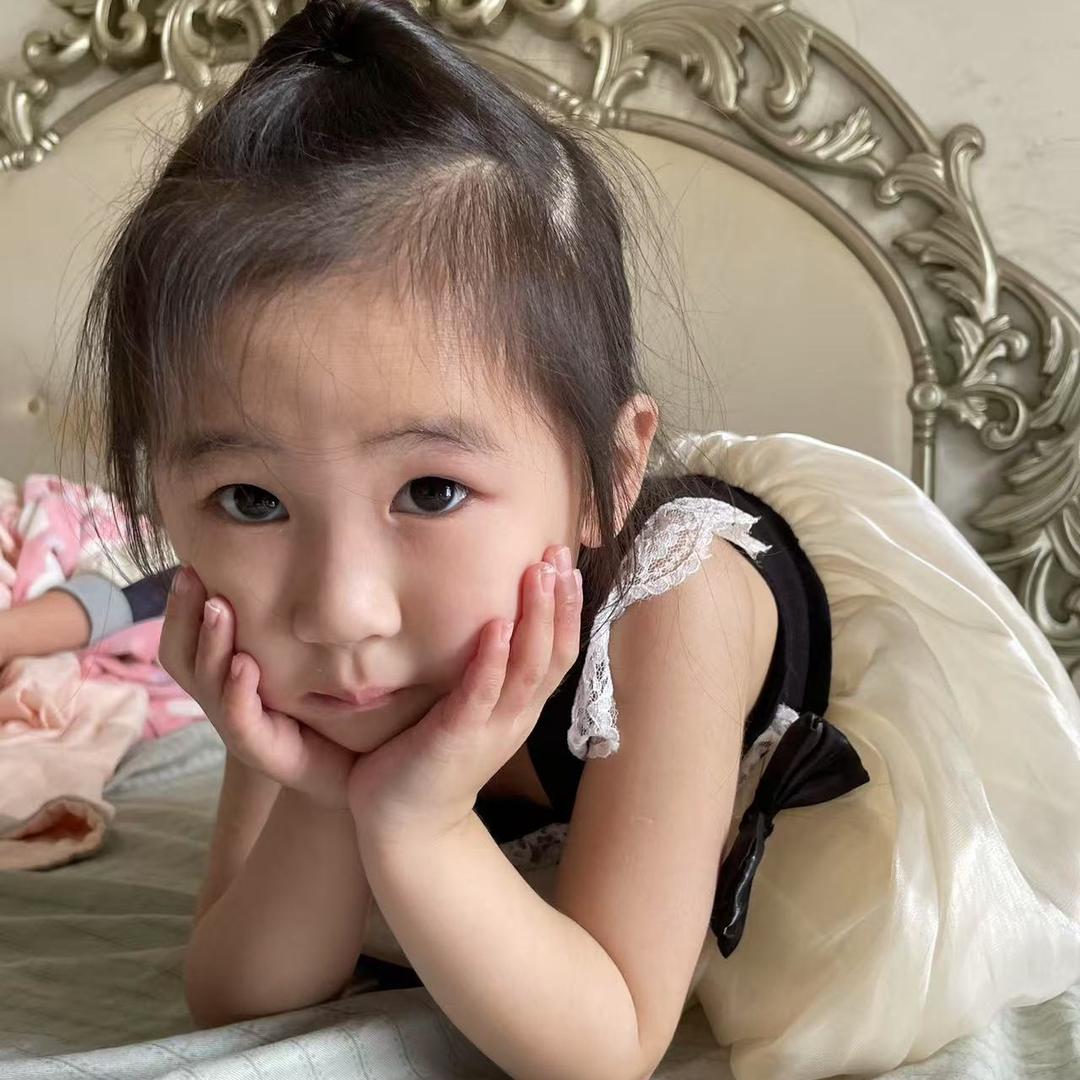 杆枪小姐姐