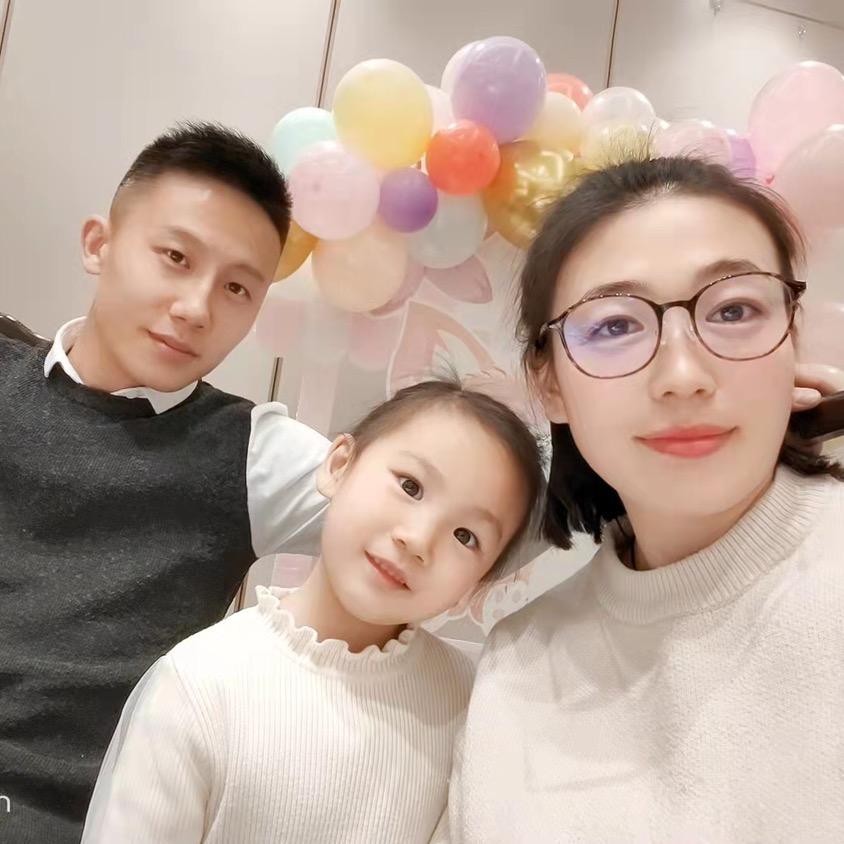 卢卉霖有个好爸爸