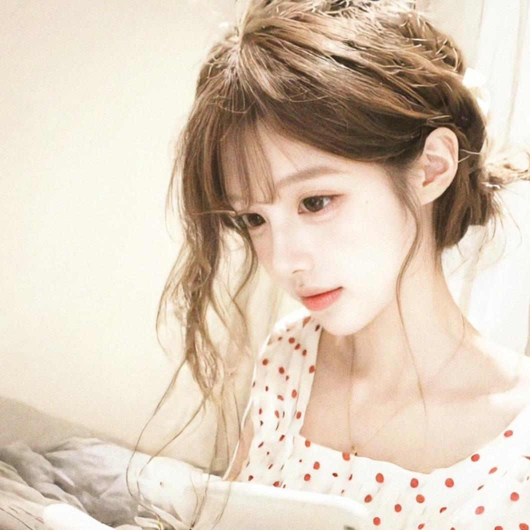 𝑩𝒖𝒃𝒃𝒍𝒆𝒈𝒖𝒎