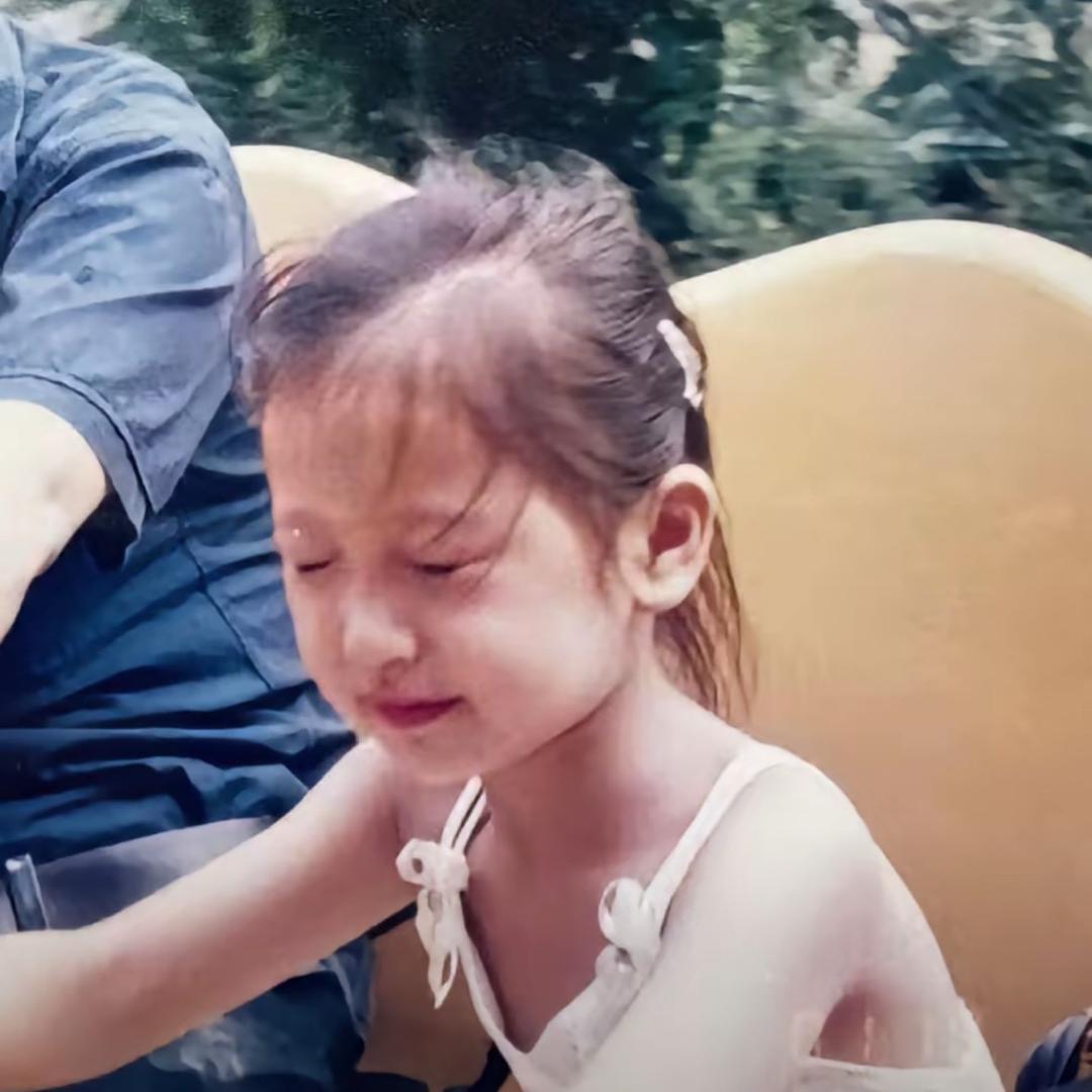 妮 妮