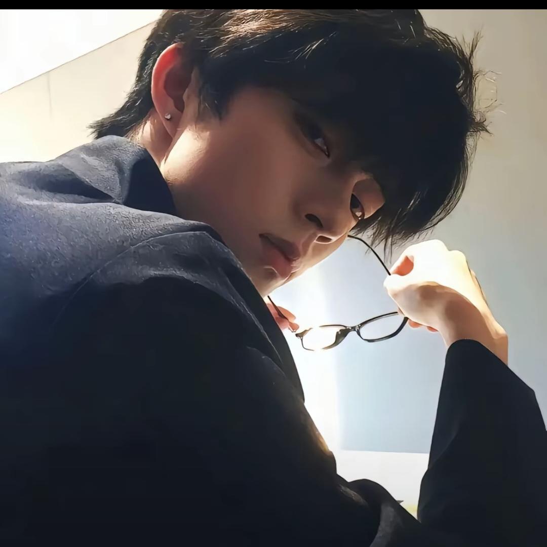 纪明澈_