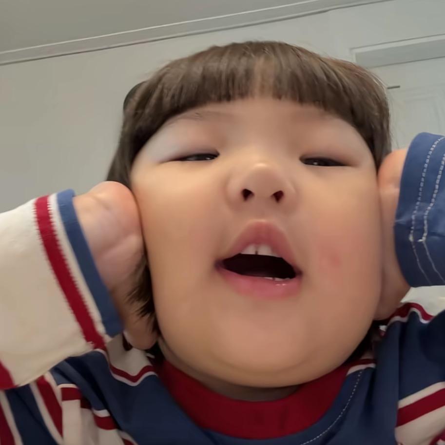 我吃饭不玩手机