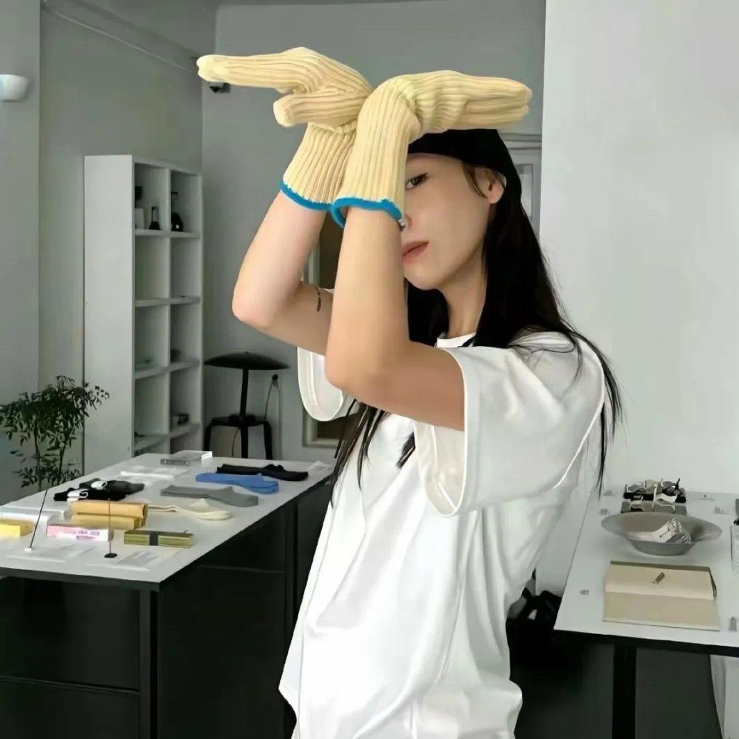 -赫本的猫🐈‍⬛