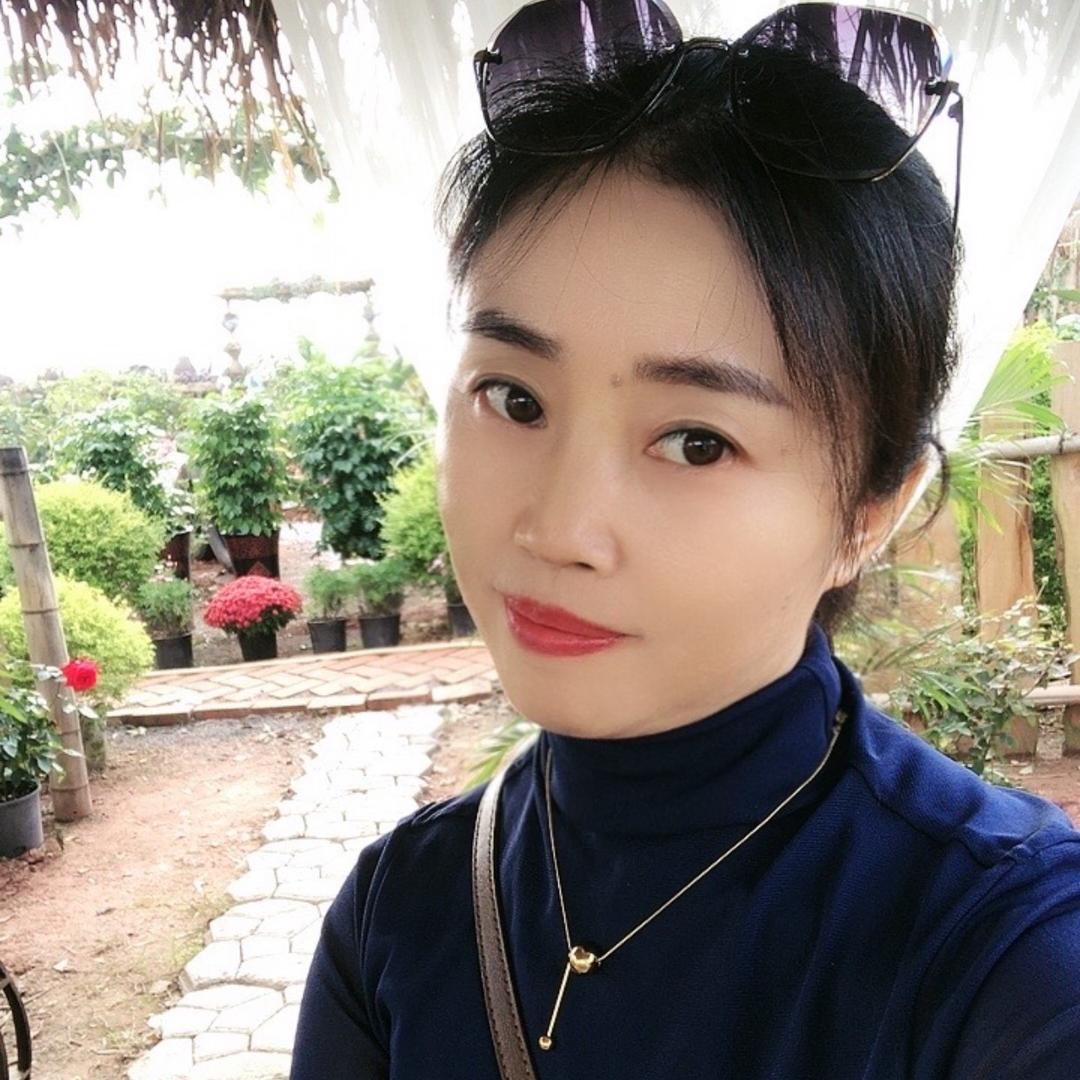 张晓红