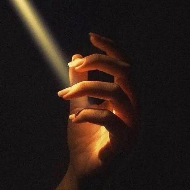 半支烟🚬