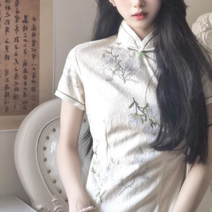 小丽爱文玩
