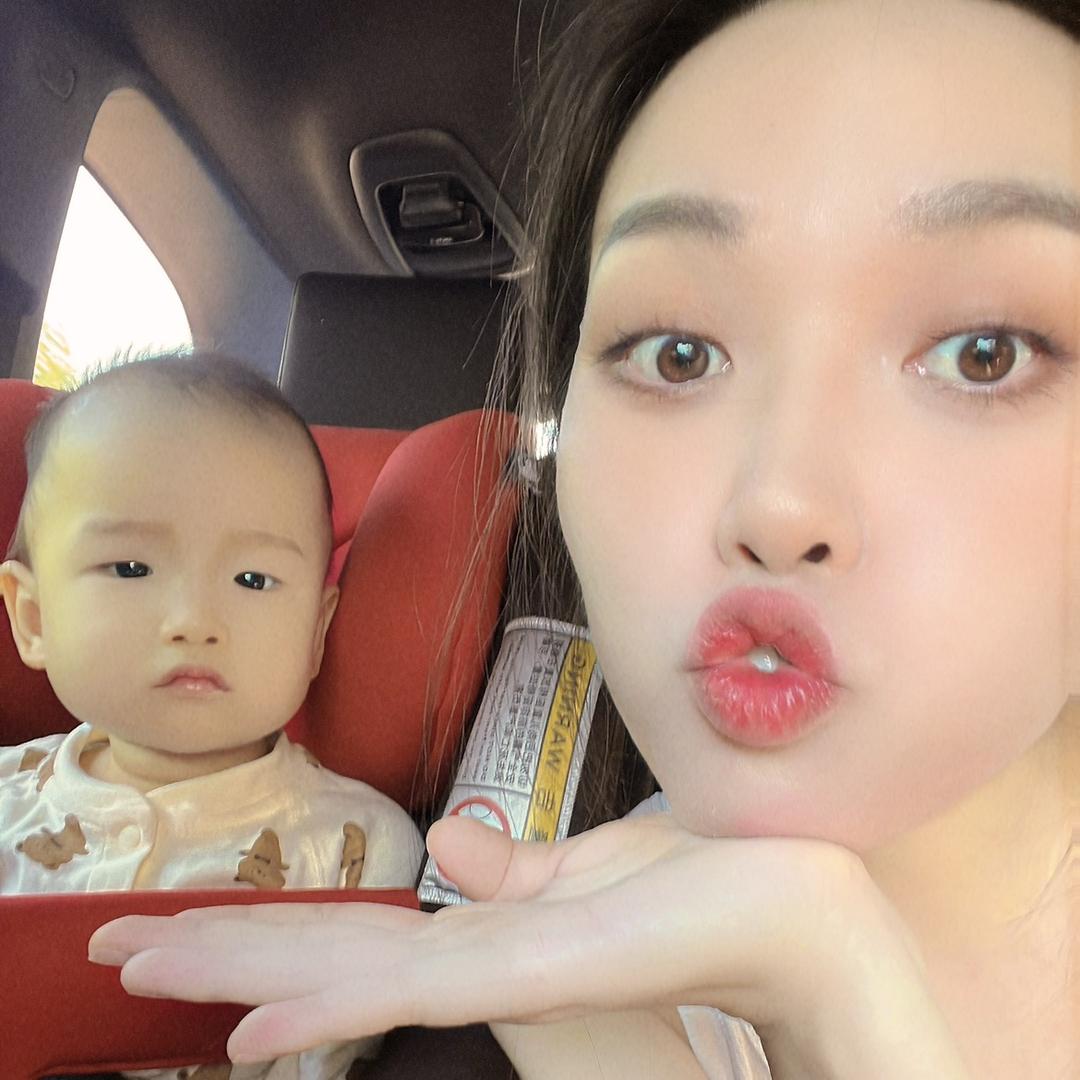 霖家小妹❤️（二胎哺乳期）