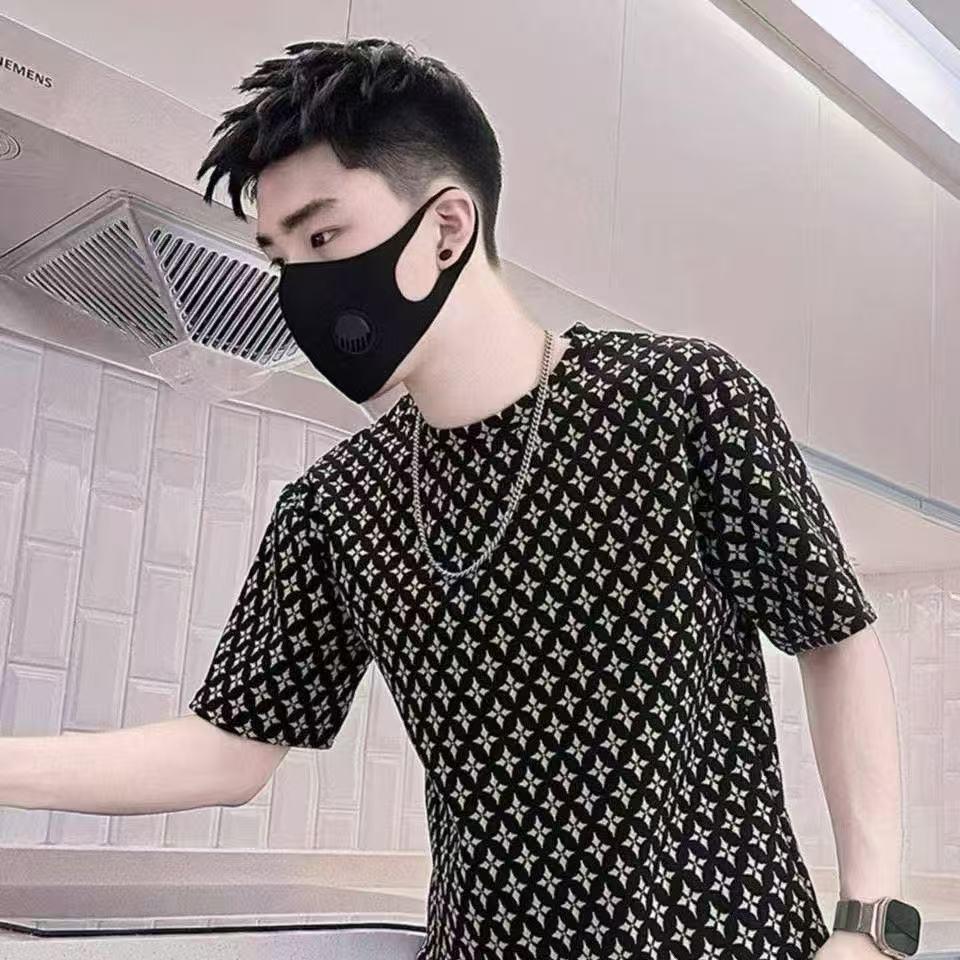 普通服装1