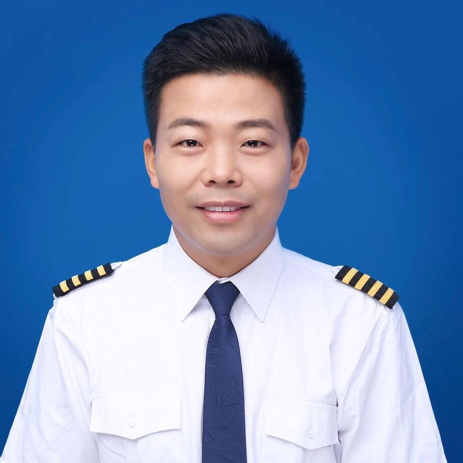 出众通航王磊