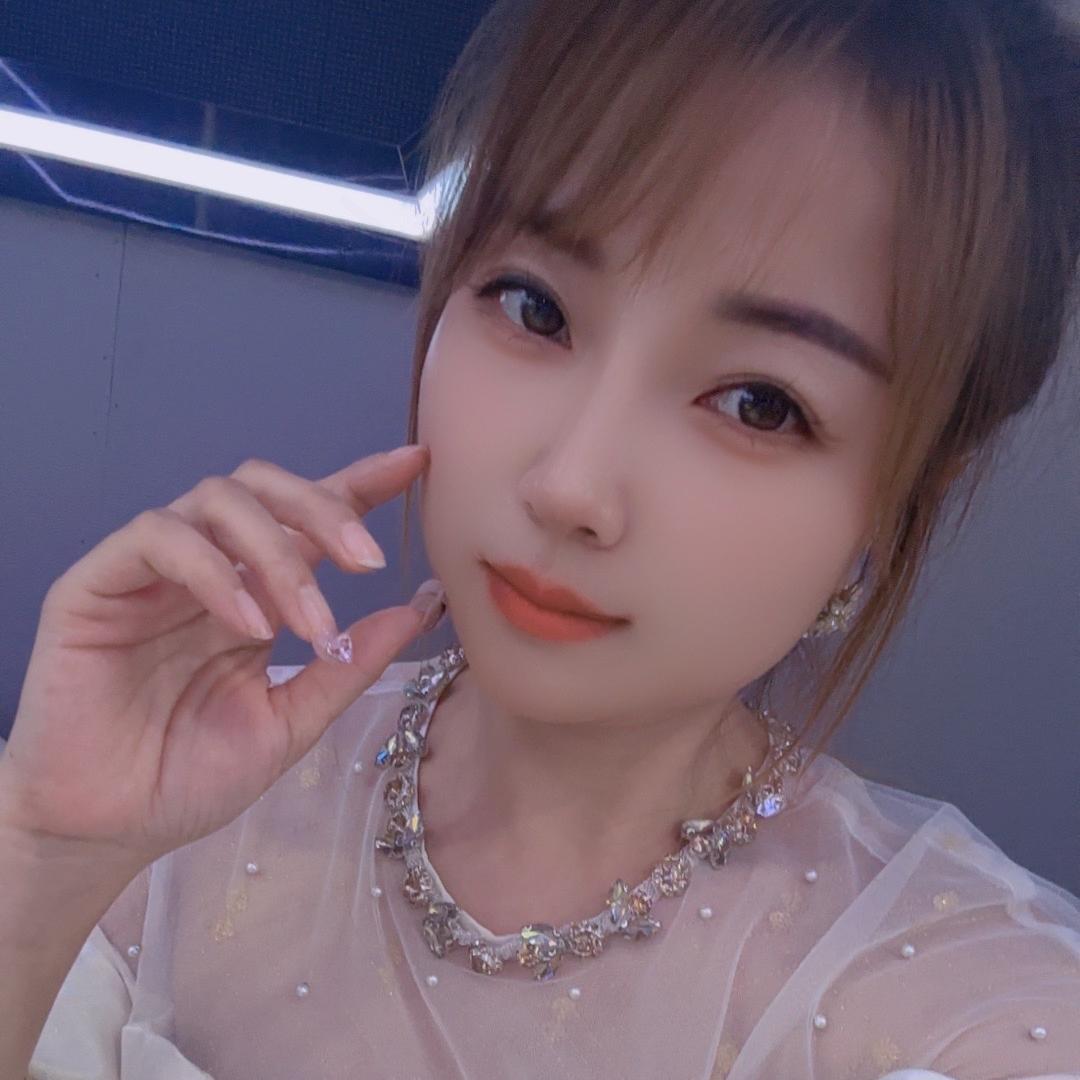 黔西娅姐丨泓页衣柜厂厂长