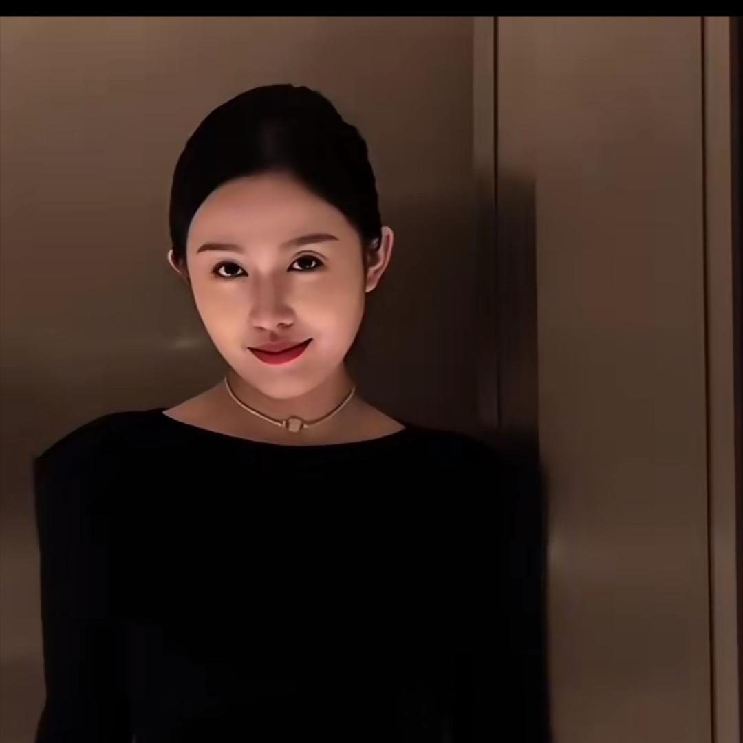 小阿俏跟班
