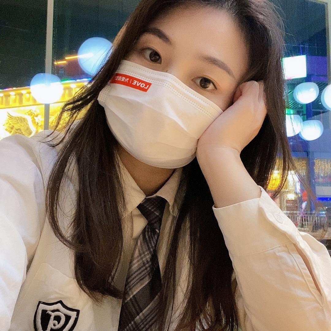 镇平鸣赫名烟名酒！心想事成！万事顺意！