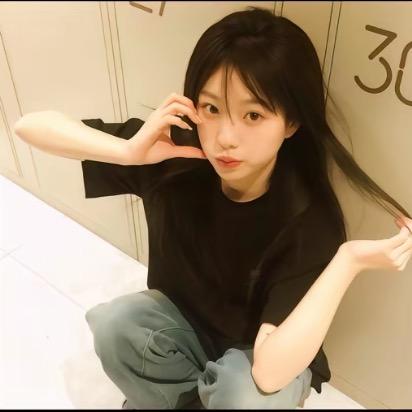 冉施苗.