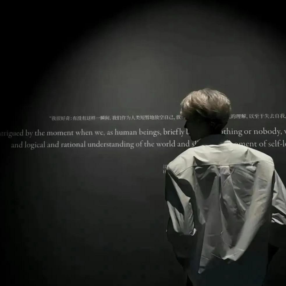 @看到女孩就脸红