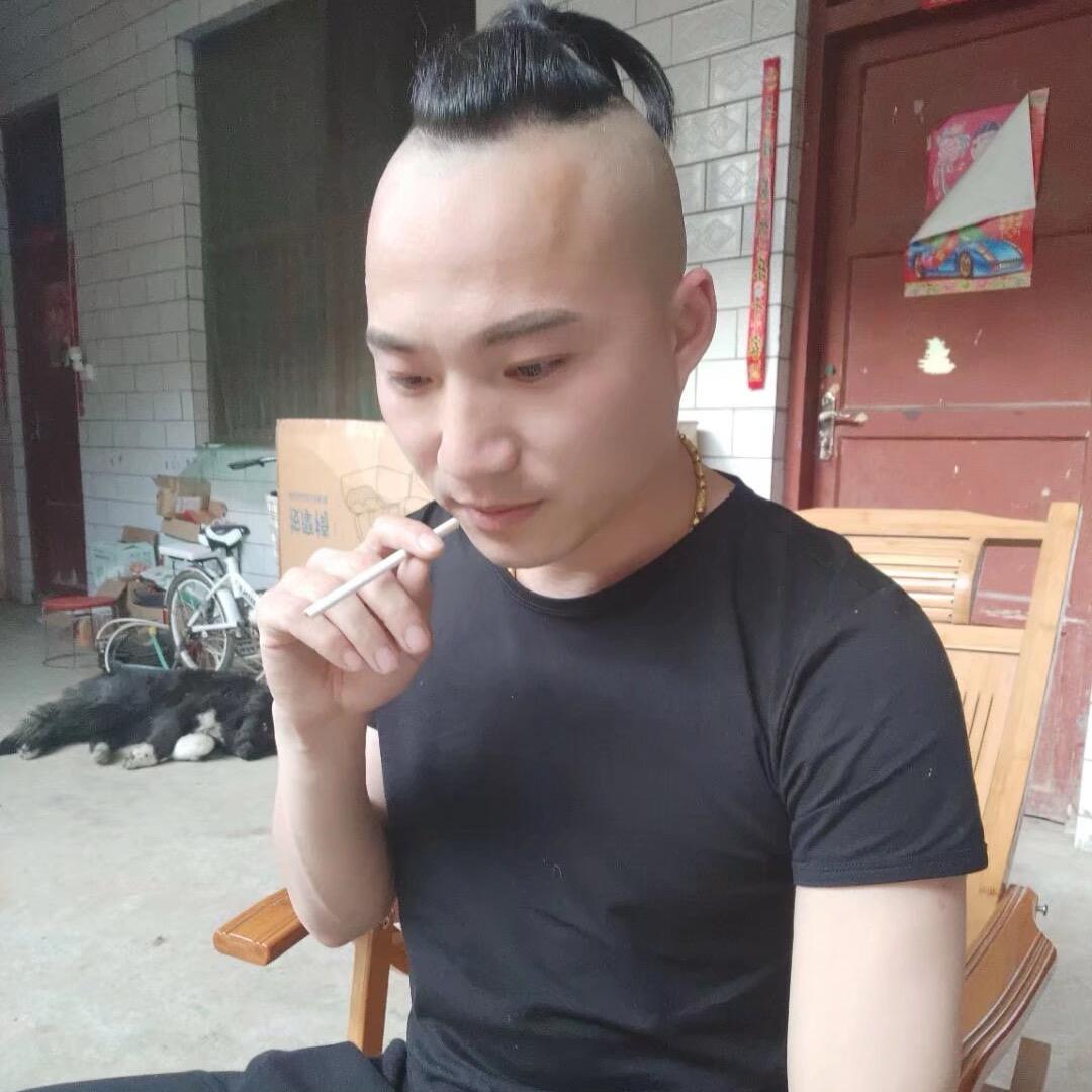 鹏鹏养殖场80后