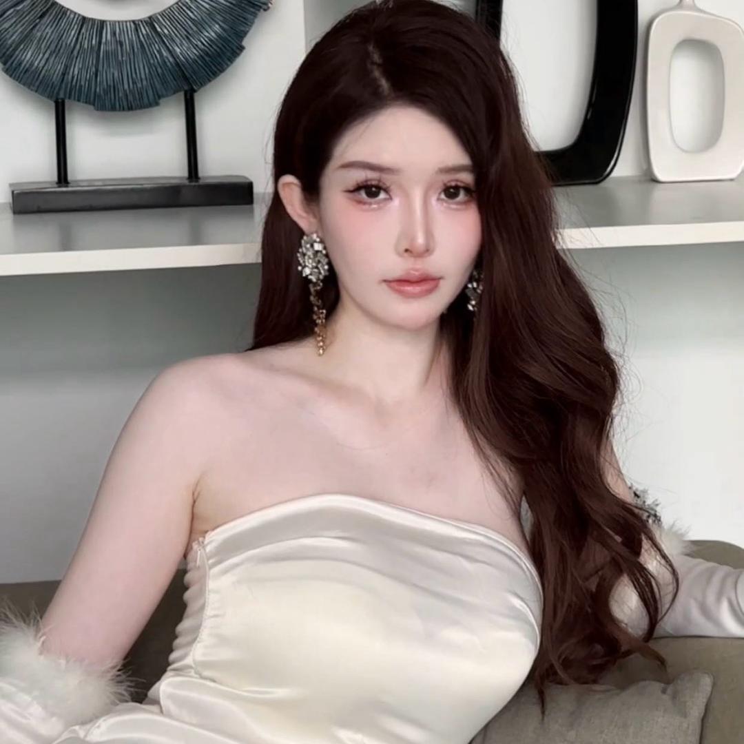 董苗苗