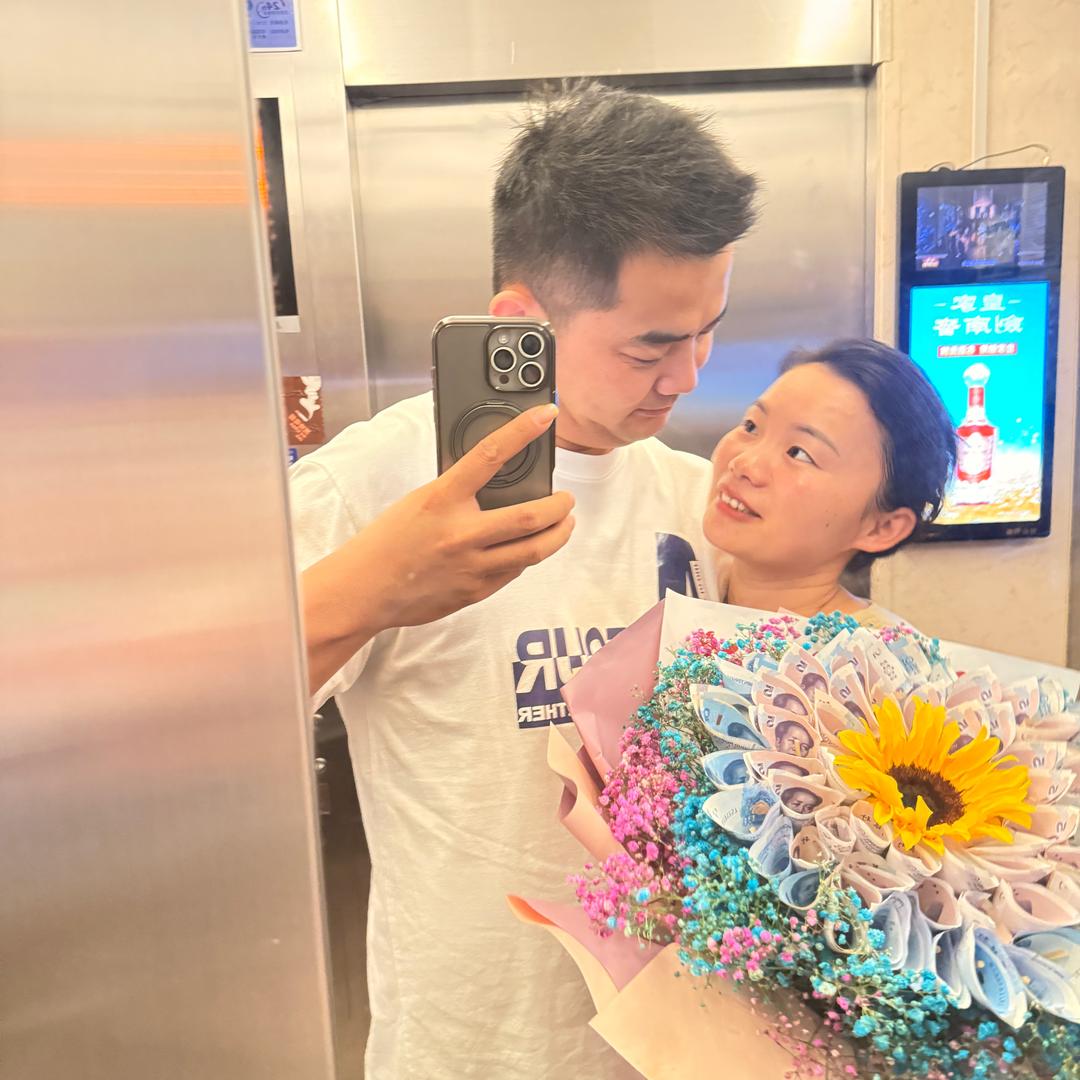 邓宝杰（亿得烧烤）