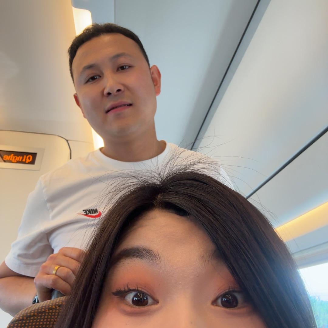 叭叭嘴里炫