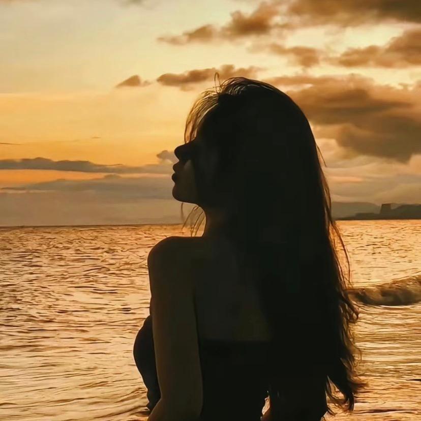 英仙女🧚‍♀️