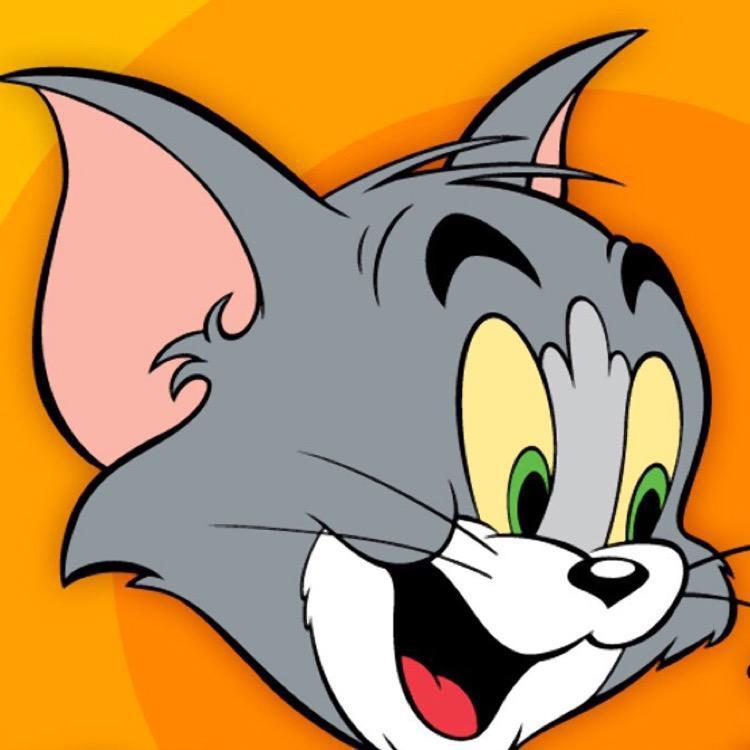Tom  dad