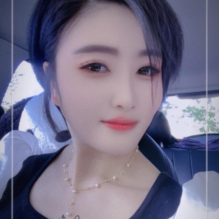 👧🏻¹⁹⁸²