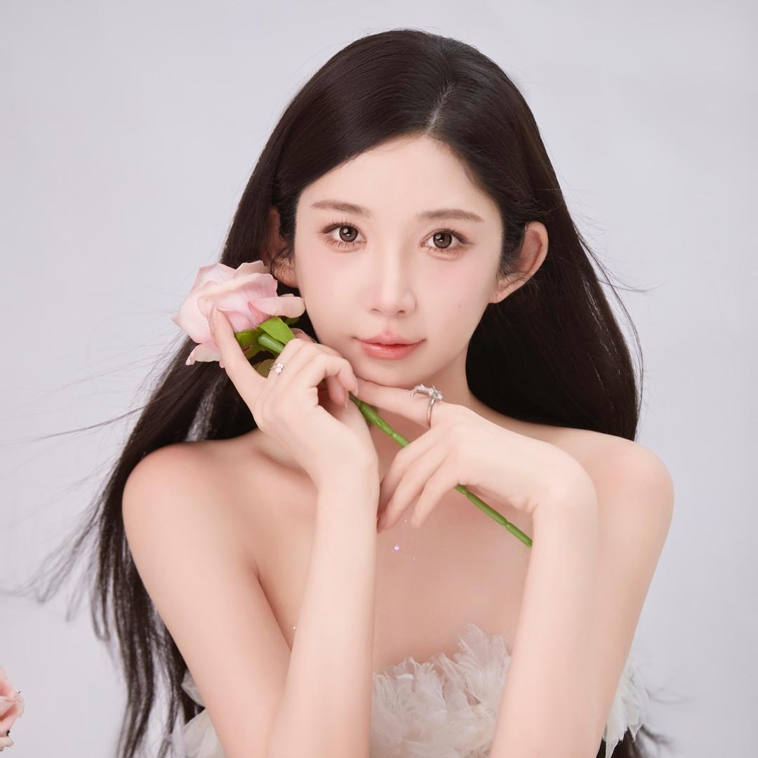 哎呦唯妮