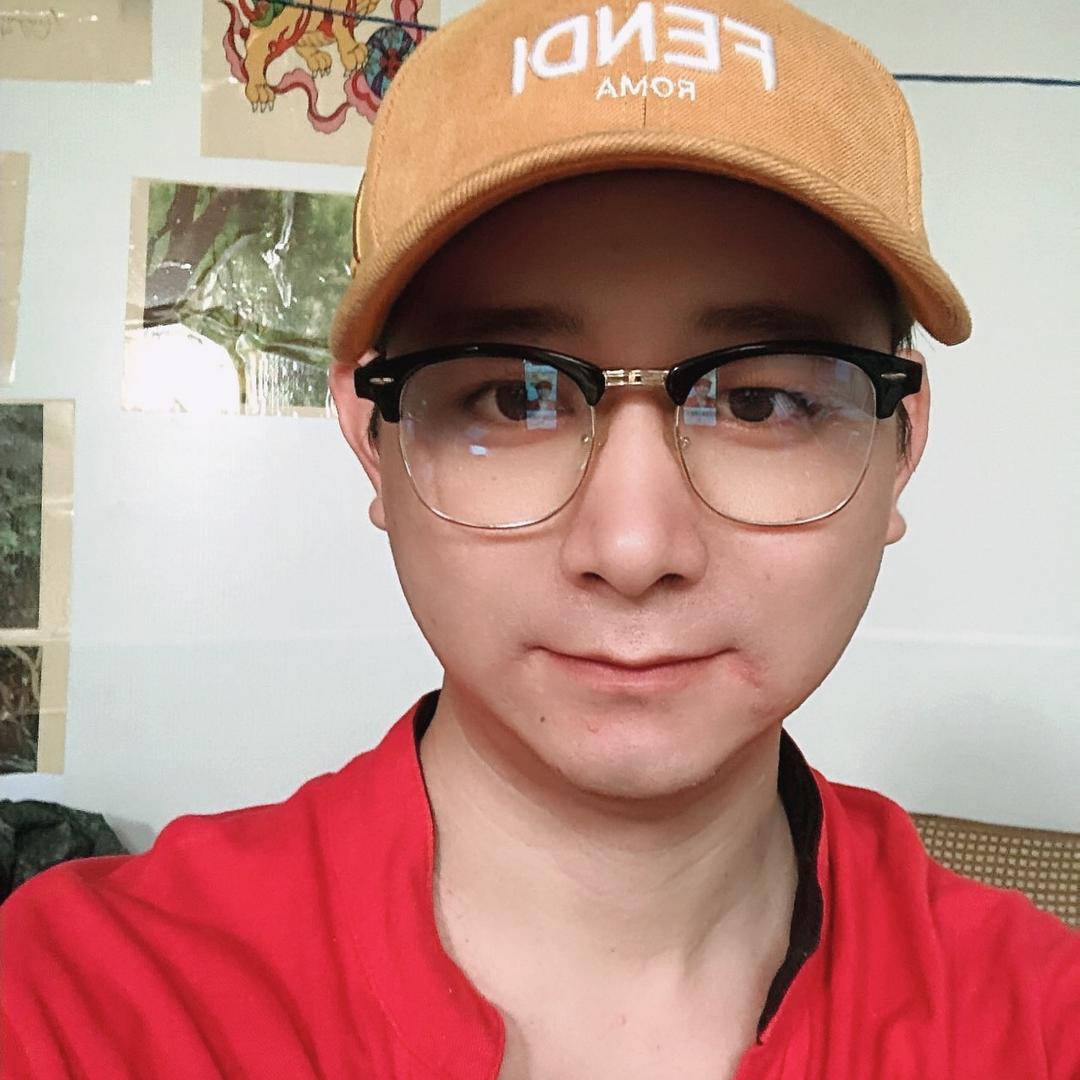沉默彡陌哭
